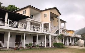 Starlight Chalet & Health Spa